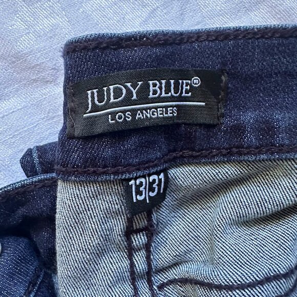 Judy Blue Navy Dark Wash High-Rise Boyfriend Jeans Size 13/31 Distressed Details - Picture 4 of 12